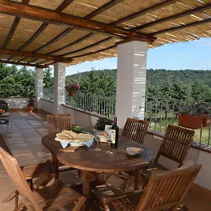 nit-i-dia-guest-house.hotelsalgherosardinia.com/
