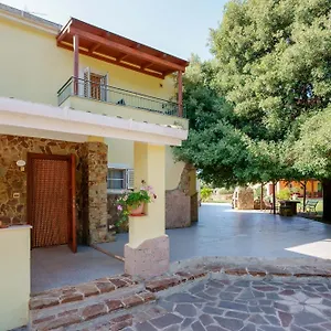 agriturismo-la-genziana.hotelsalgherosardinia.com/